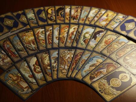 Tarotkort – betydning, leggemåter og gratis tarot online
